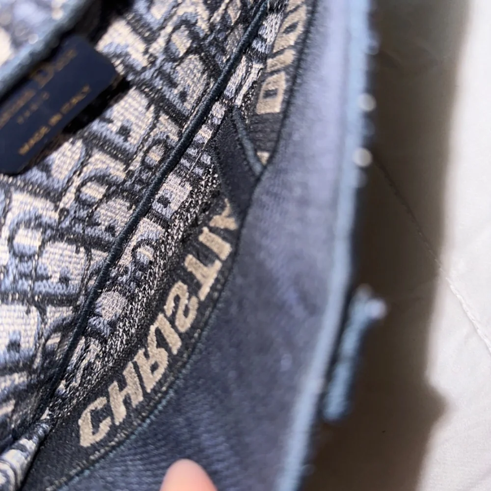 Dior Slim Saddle Bag - Picture 3 of 6